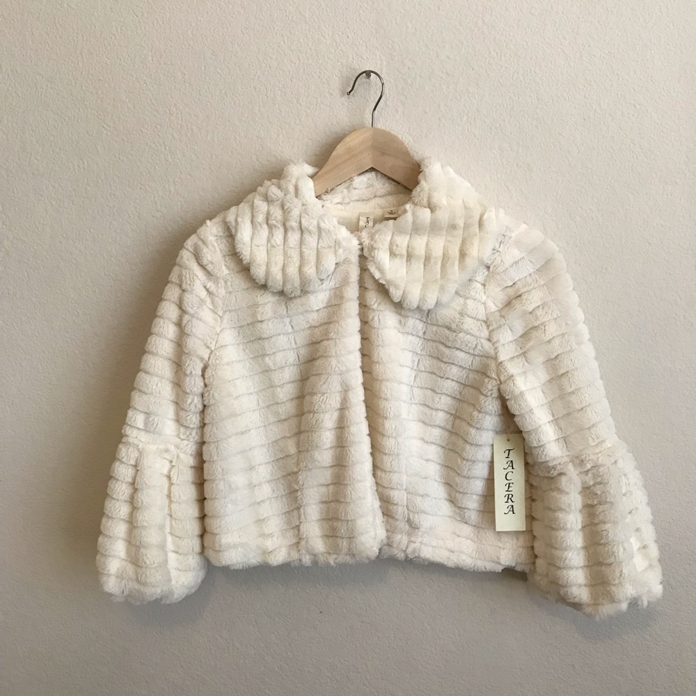 Tacera 3/4 Cropped Faux Fur Jacket